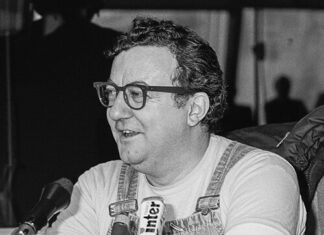 Coluche : L’héritage et les mystères autour de la mort de l’humoriste légendaire coluche