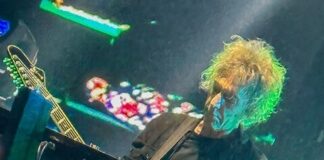 Mort de Perry Bamonte : le guitariste et claviériste de The Cure est décédé à 65 ans Perry Bamonte