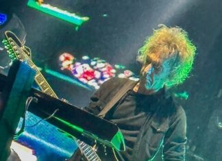Mort de Perry Bamonte : le guitariste et claviériste de The Cure est décédé à 65 ans Perry Bamonte